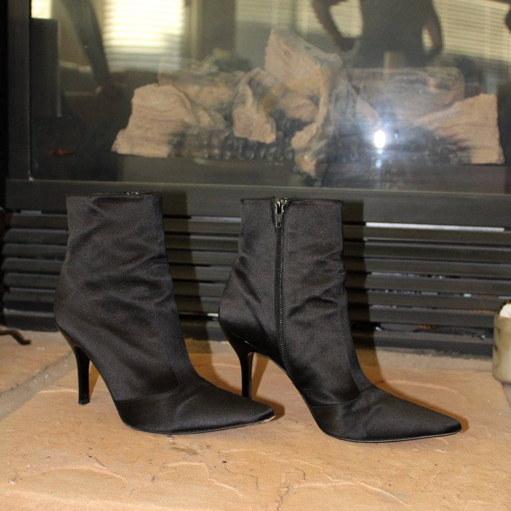 Via Spiga Satin Booties